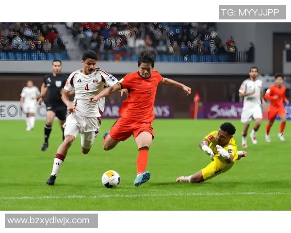 AC米兰友谊赛狂胜本菲卡6-2补时进球引发争议判罚全场沸腾