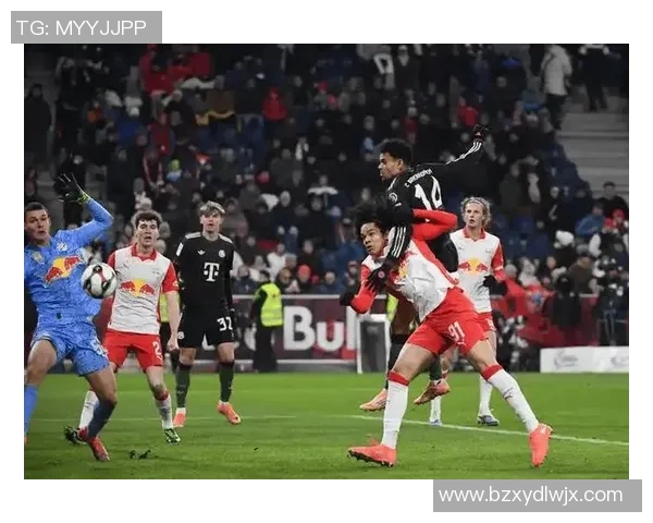 德甲焦点战里昂与拜仁战成平局神扑瞬间引发全场热议