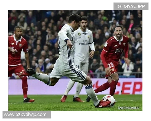 西甲激战：巴黎圣日耳曼与里昂战成平局绝杀时刻引发全场狂欢