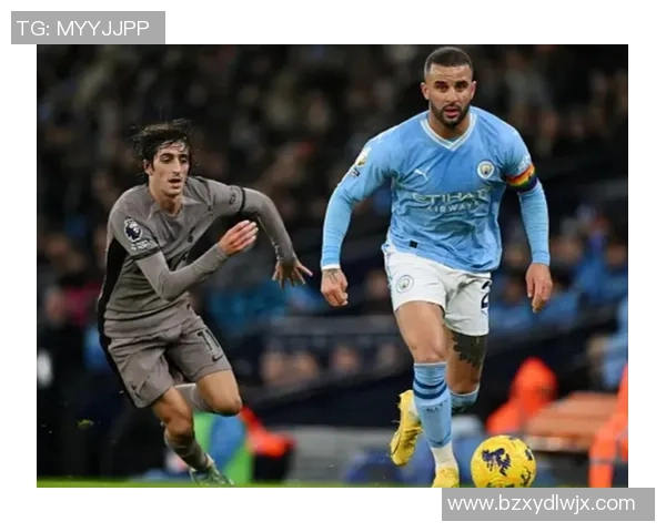 西甲焦点战曼城小胜热刺乌龙球引发争议判罚全场沸腾