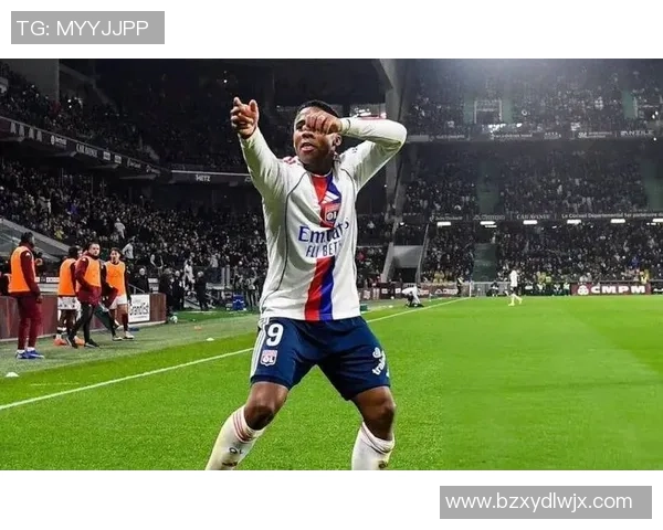 足总杯惊天冷门里昂力克皇马全场沸腾瞬间回顾